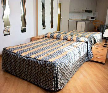 Apartments Europa Barcelona Ngoại thất bức ảnh