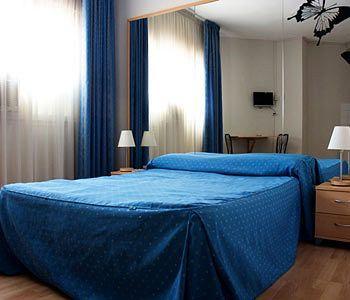 Apartments Europa Barcelona Ngoại thất bức ảnh