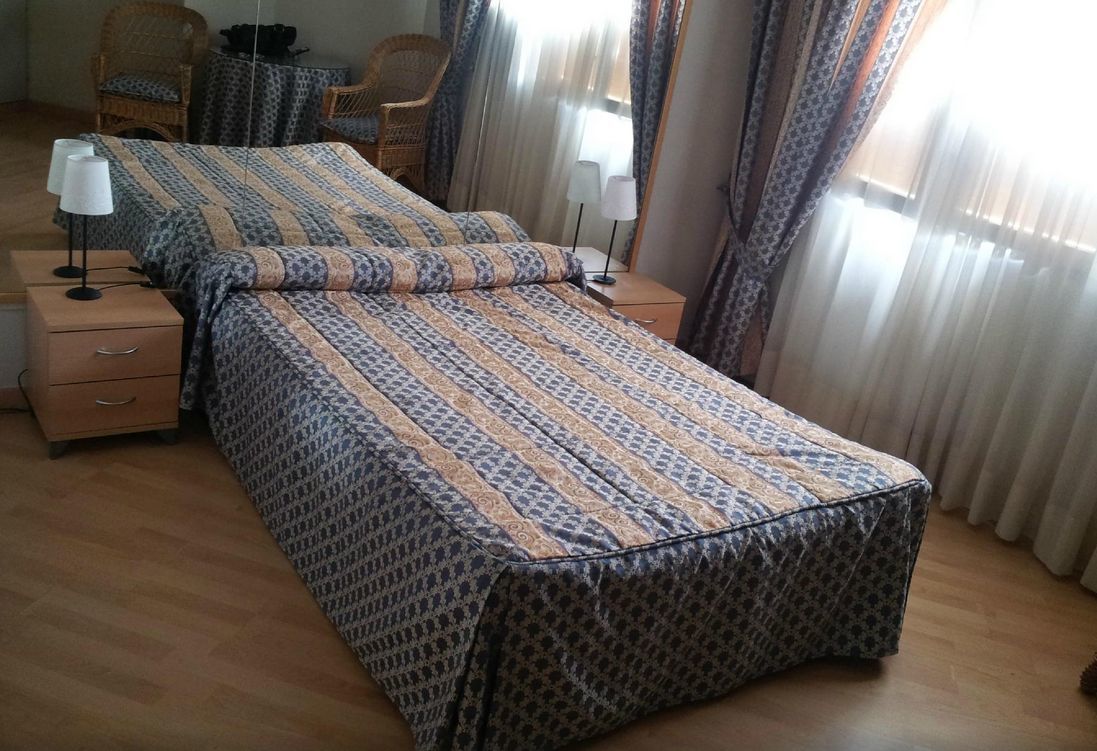 Apartments Europa Barcelona Ngoại thất bức ảnh